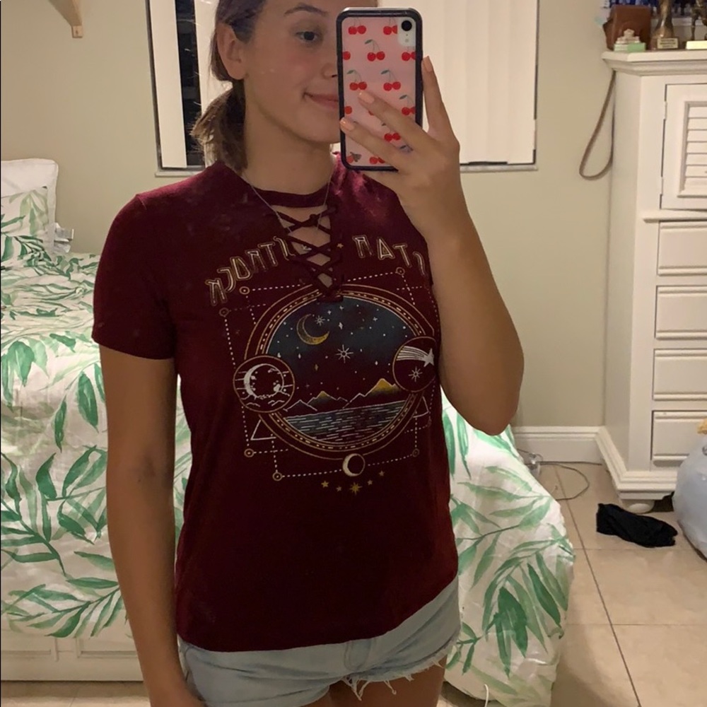 Maroon “star struck” shirt